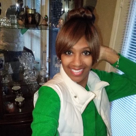 Meet your Posher, Michele - Picture 4 of 4